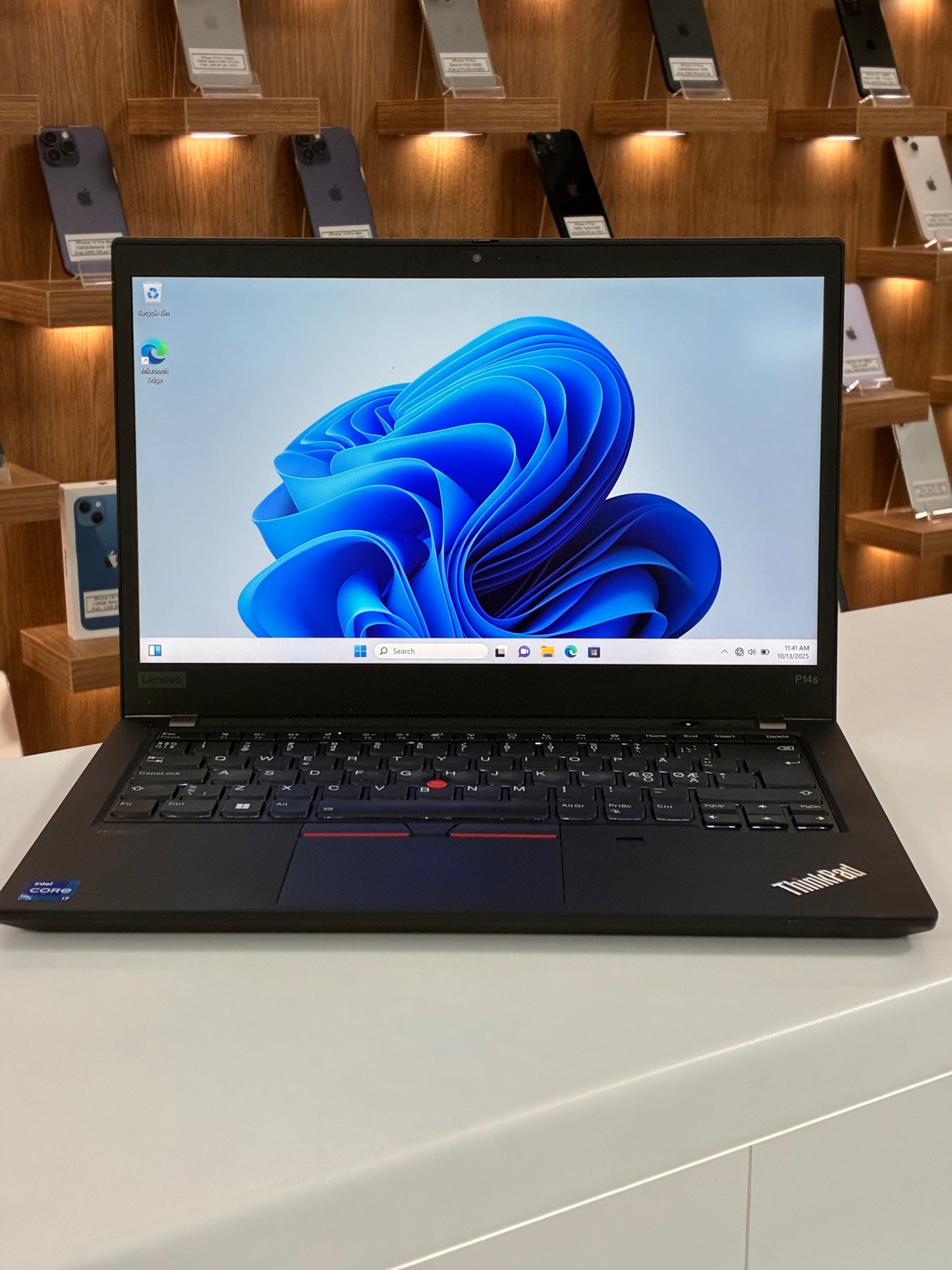 Lenovo ThinkPad P14s Gen 1 | 512/16 GB | Intel i7-1165G7, 11th Gen| Windows  11 Pro, Negru
