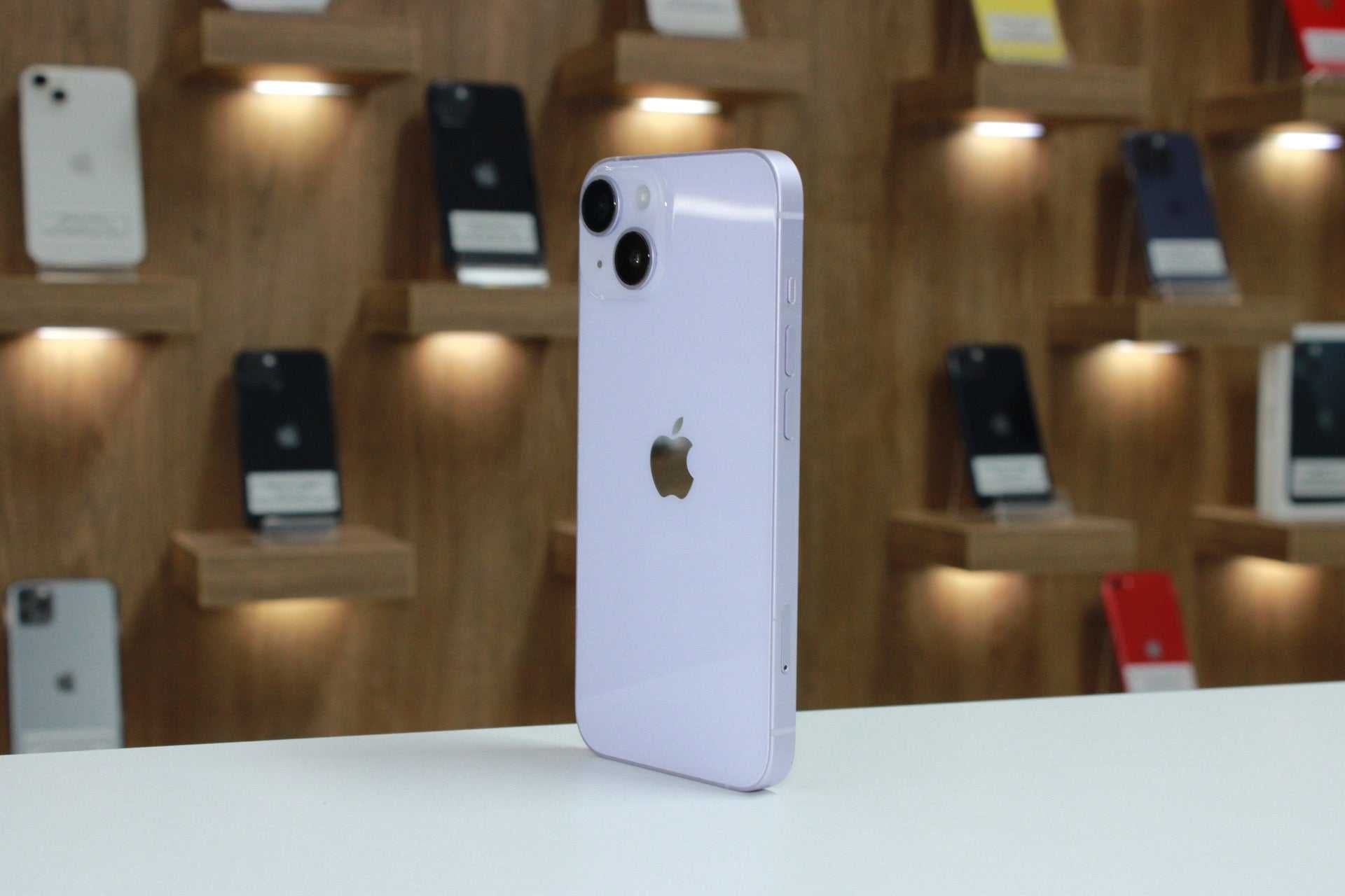 iPhone 14, 128GB, Baterie 95%, Roz