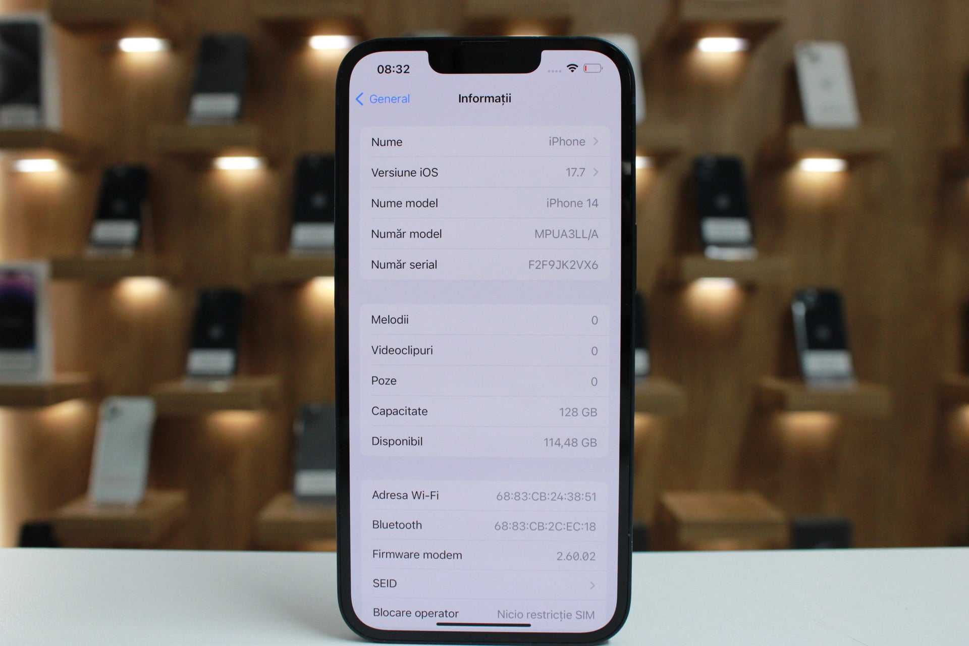 iPhone 14, 128GB, Baterie 92%, Midnight