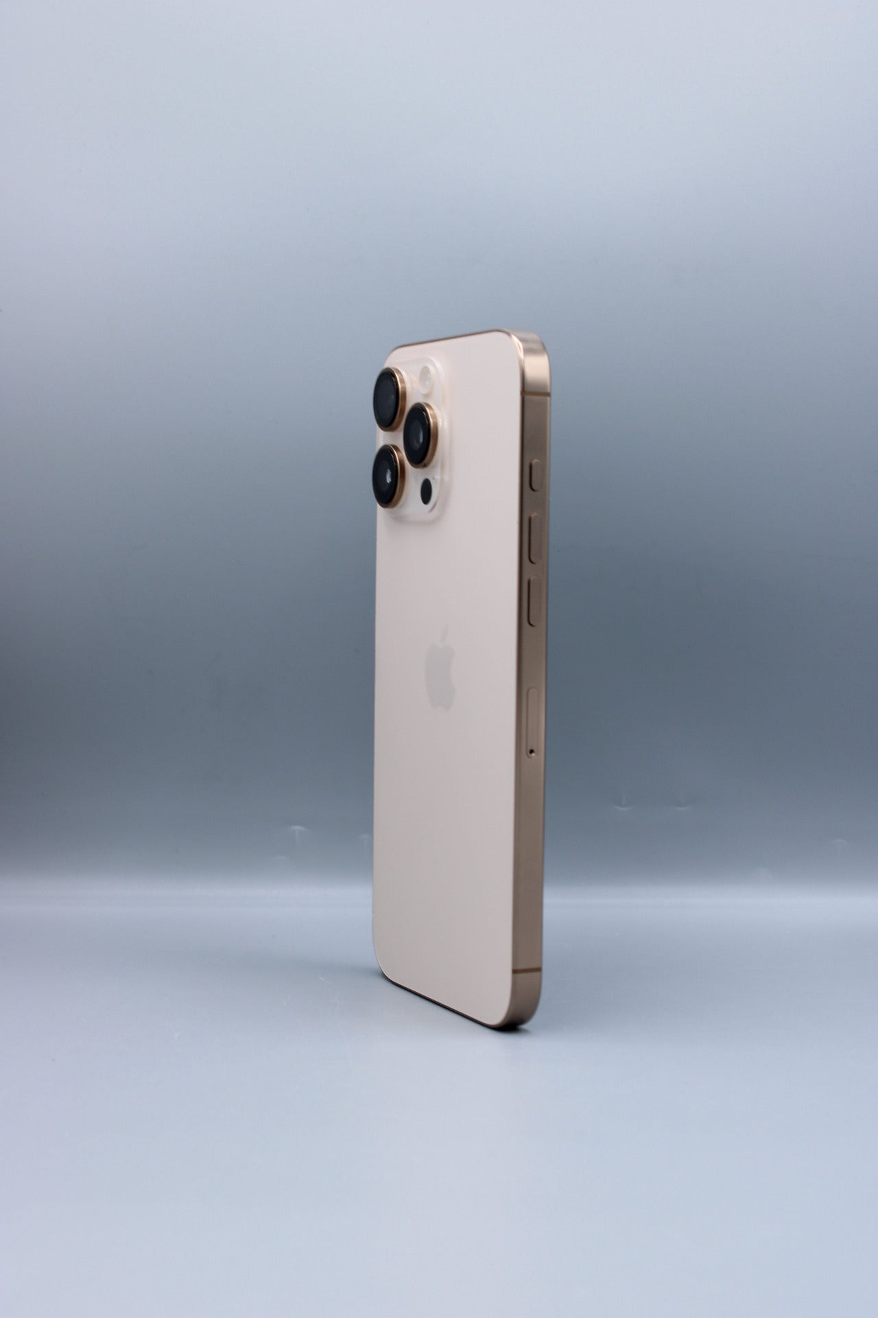 iPhone 16 Pro Max, 256GB, Baterie 97%, Cicluri 268, Desert Titanium