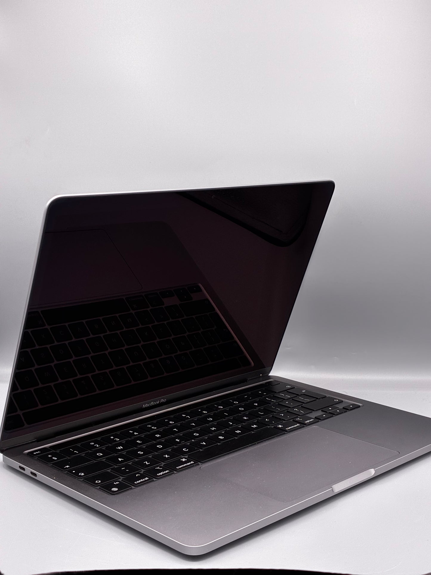 Laptop Apple Macbook Pro 13" |  M1  | 8GB RAM |  256GB | Touchbar | Space Gray | Magic Mouse 2