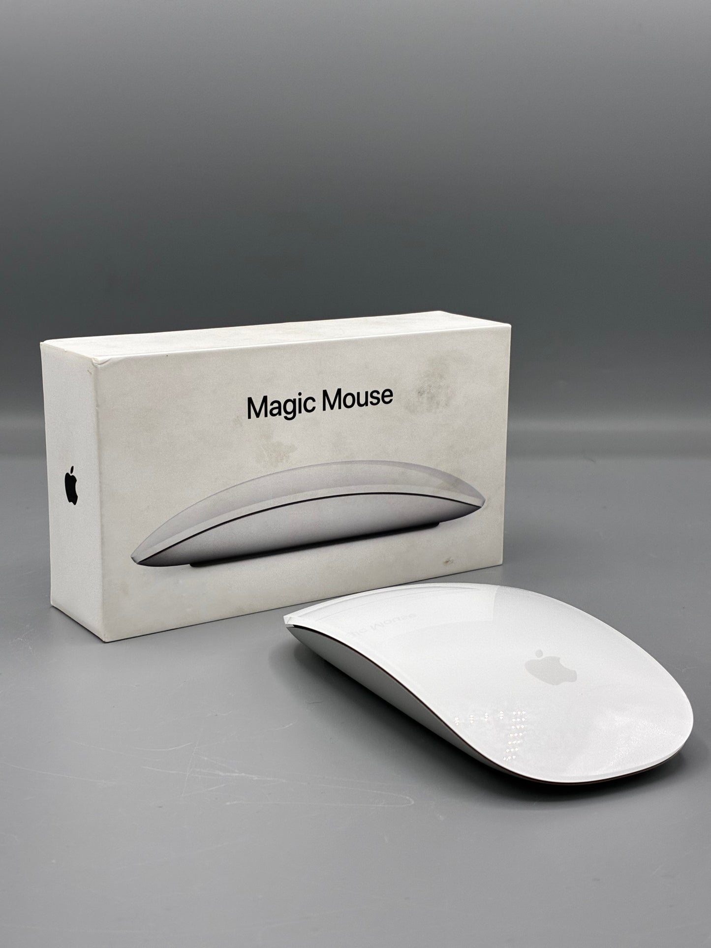 Laptop Apple Macbook Pro 13" |  M1  | 8GB RAM |  256GB | Touchbar | Space Gray | Magic Mouse 2