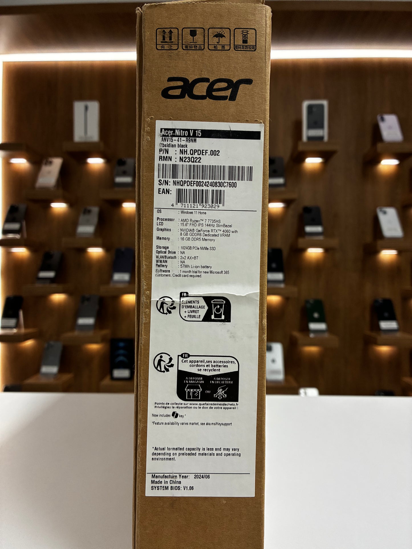 Laptop Acer Nitro V15, 15.6" | R7-7735HS | 16GB RAM DDR5 | 1TB SSD | Windows 11 | Obsidian Black | Second Hand