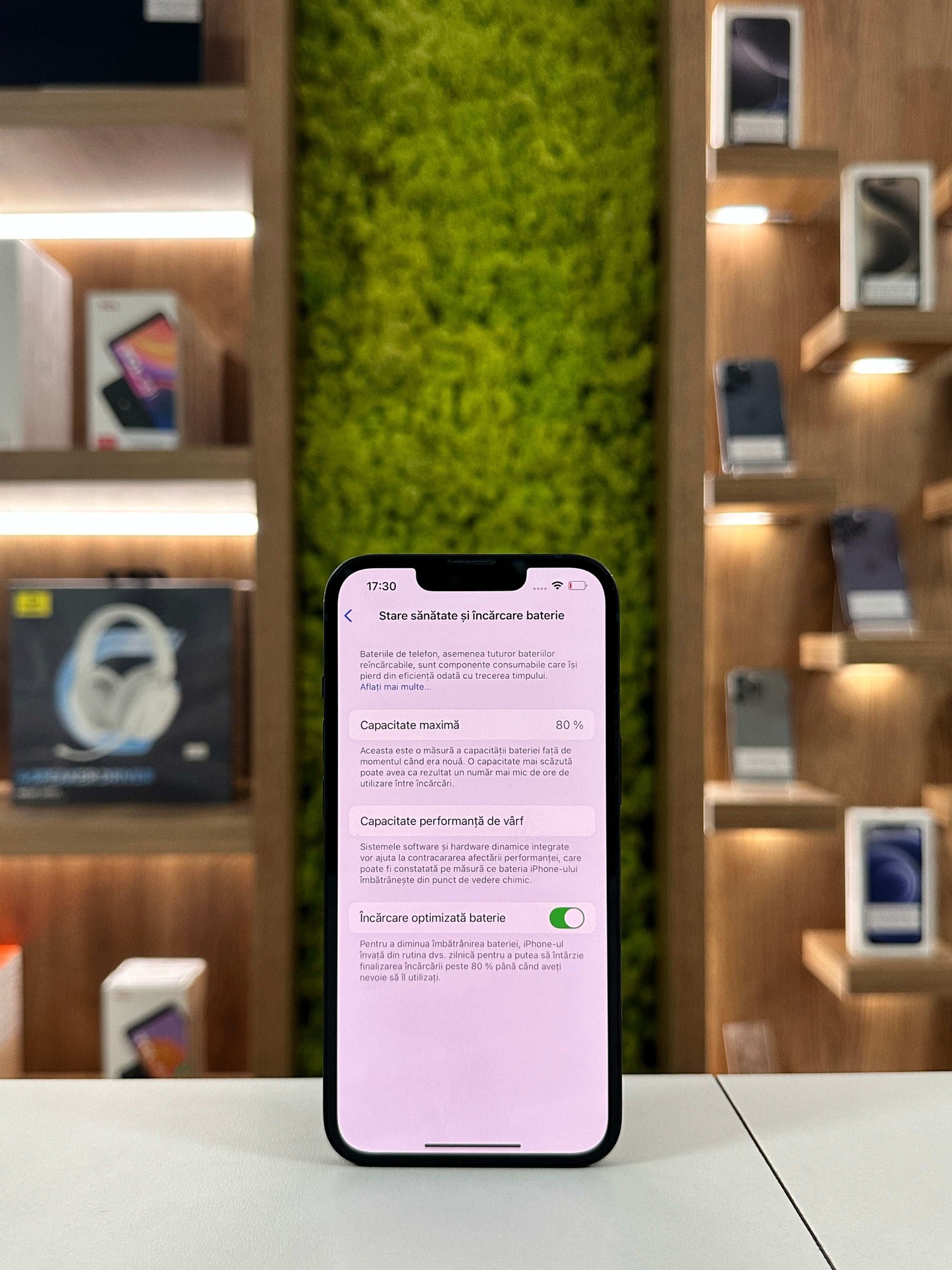 iPhone 13, 128 GB, Baterie 80%, Midnight