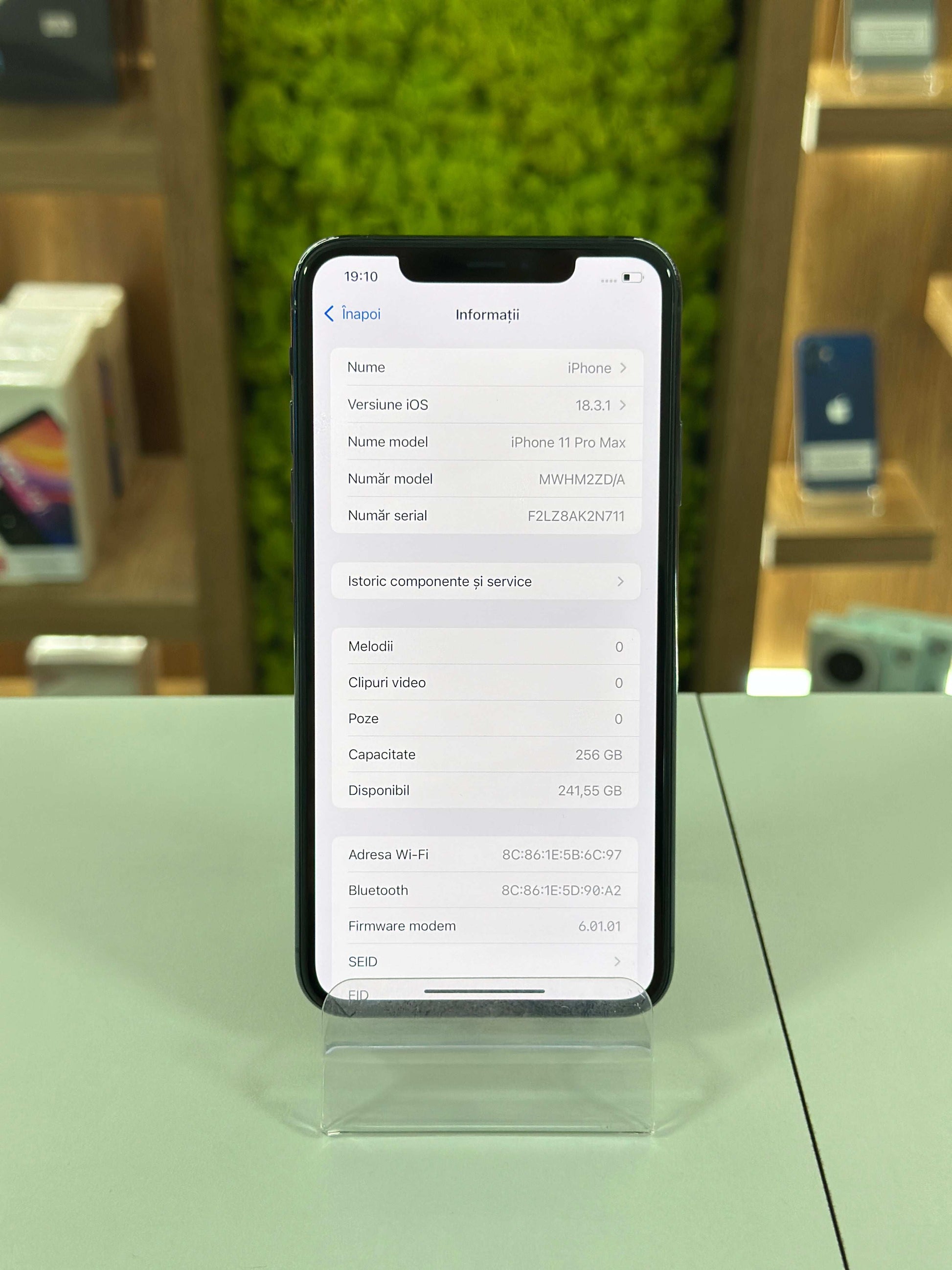 iPhone 11 Pro Max, 256 GB, Baterie 74%, Midnight Green