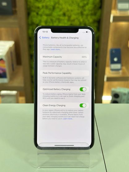 iPhone 11 Pro Max, 256 GB, Baterie 88%, Black