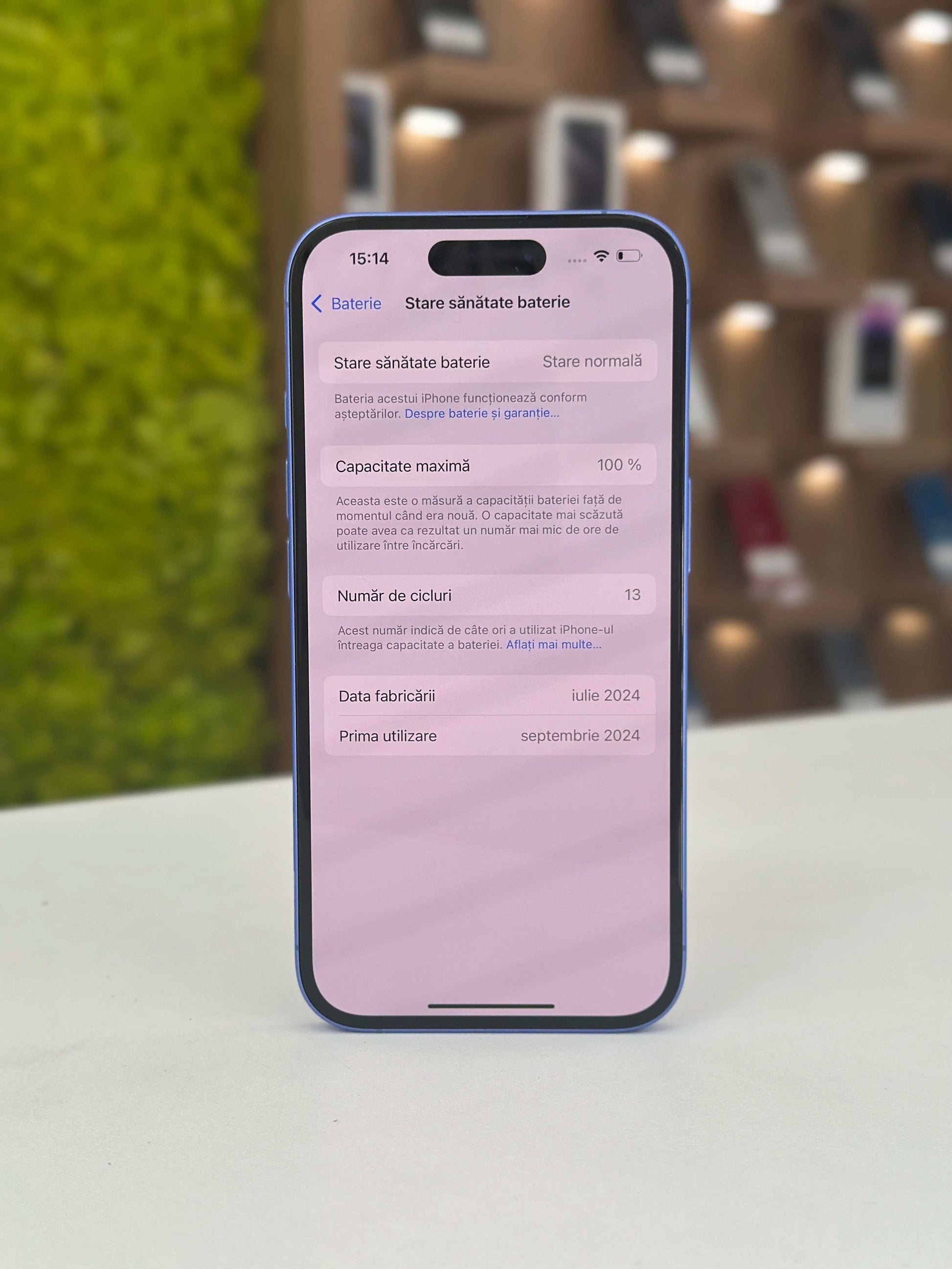 iPhone 16, 128 GB, Baterie 100%, 13 Cicluri, Ultramarine