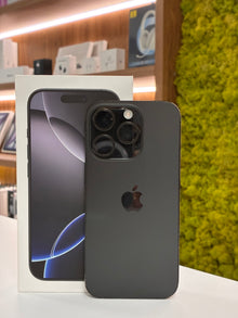 iPhone 16 Pro, 256 GB, Baterie 92%,404 cicluri, Black Titanium