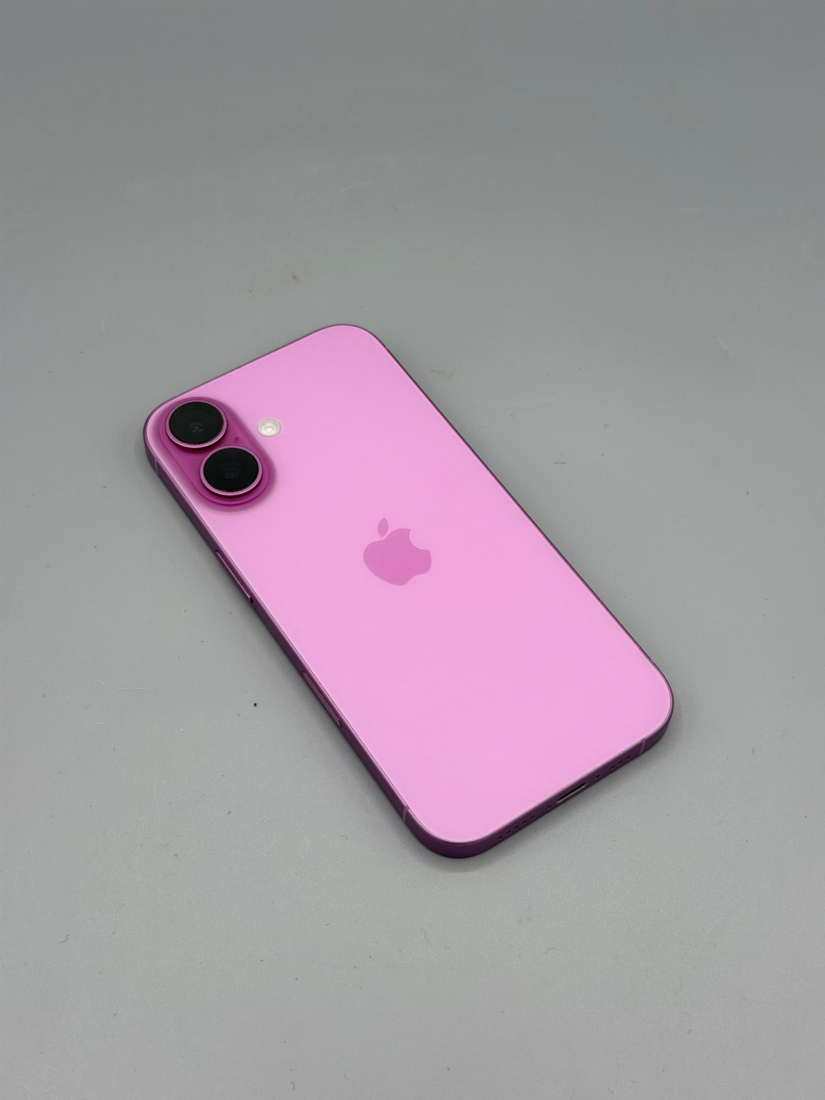 iPhone 16 , 128 GB, Baterie 92%, 578 Cicluri , Roz