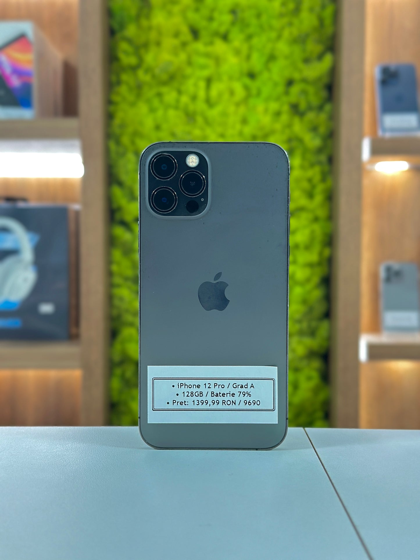 iPhone 12 Pro, 128 GB, Baterie 79%, Graphite