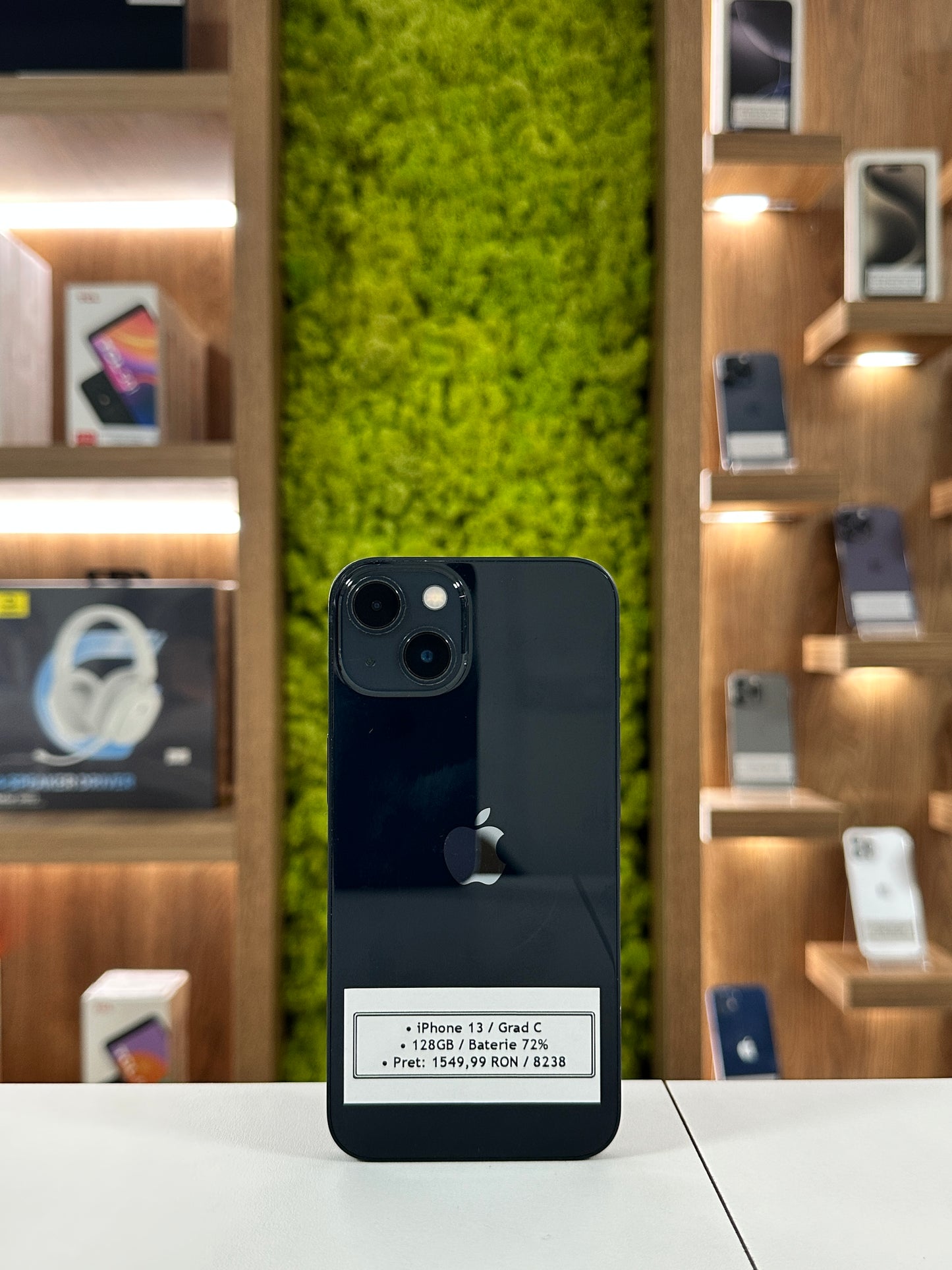 iPhone 13, 128 GB, Baterie 72%, Midnight