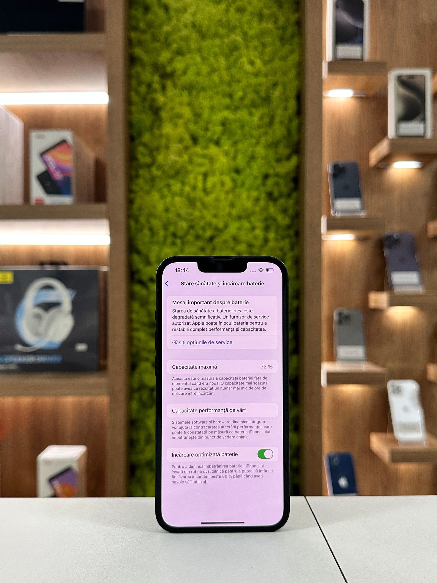 iPhone 13, 128 GB, Baterie 72%, Midnight