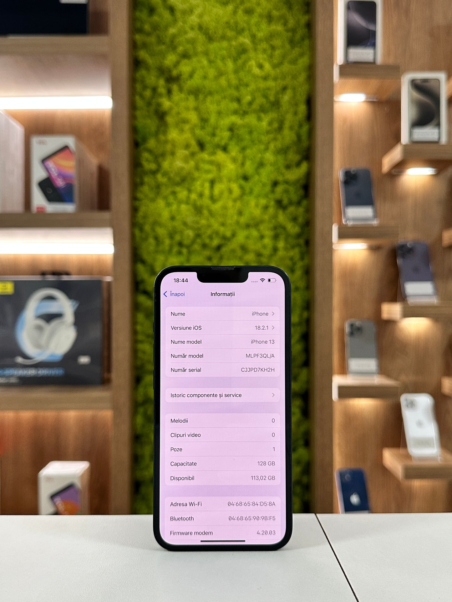 iPhone 13, 128 GB, Baterie 72%, Midnight