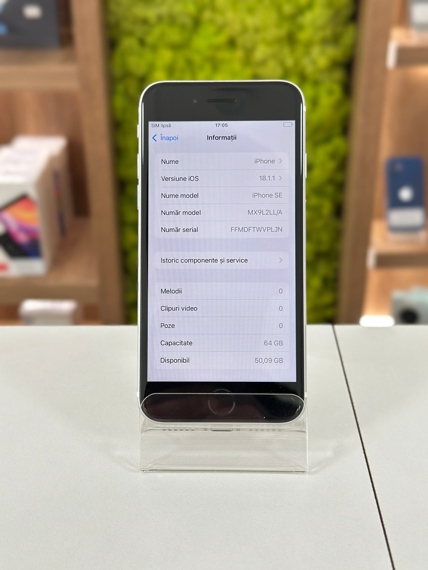 iPhone SE 2020, 64 GB, Baterie 74%, Alb