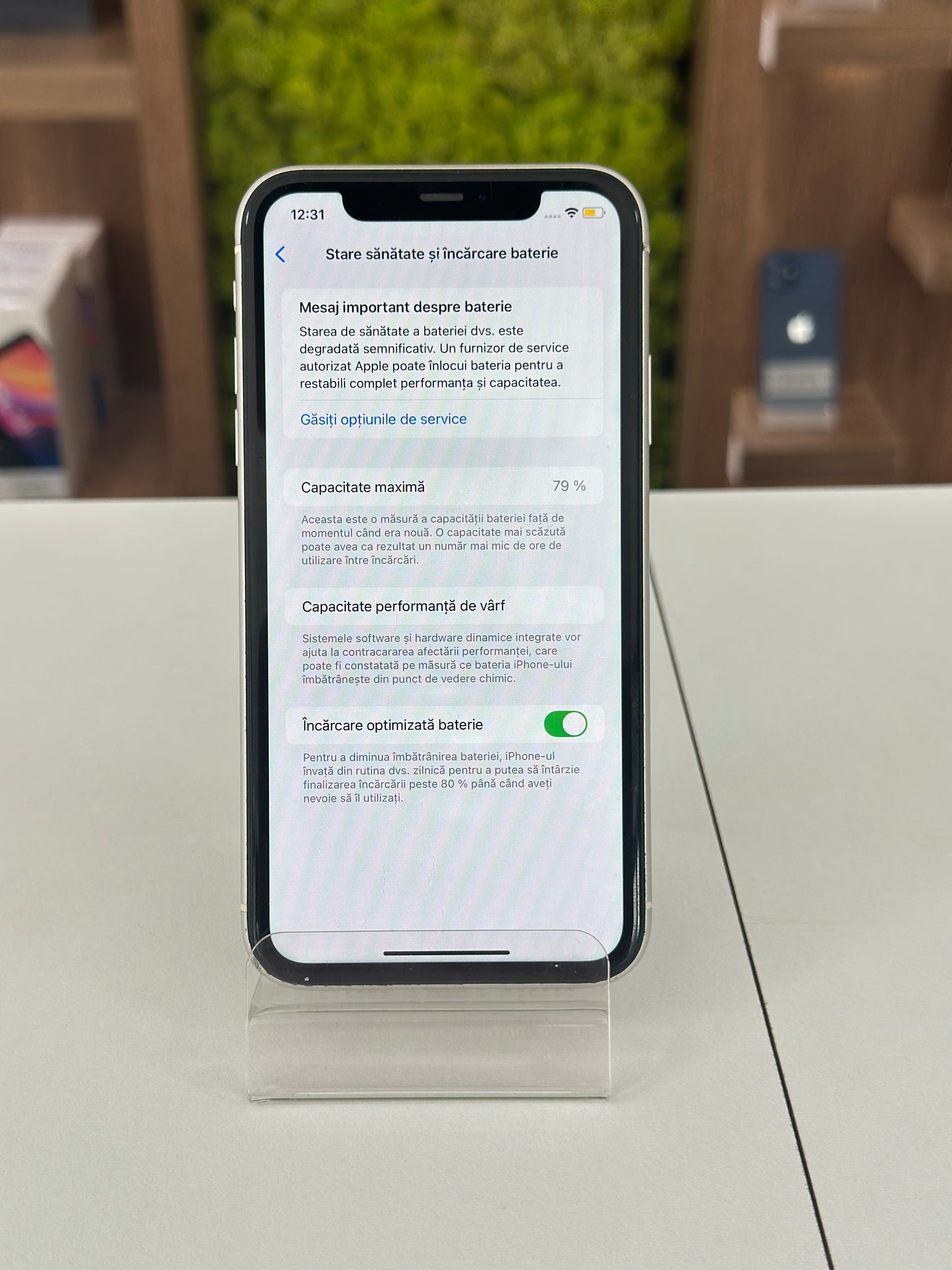 iPhone 11, 64 GB, Baterie 79%, Silver