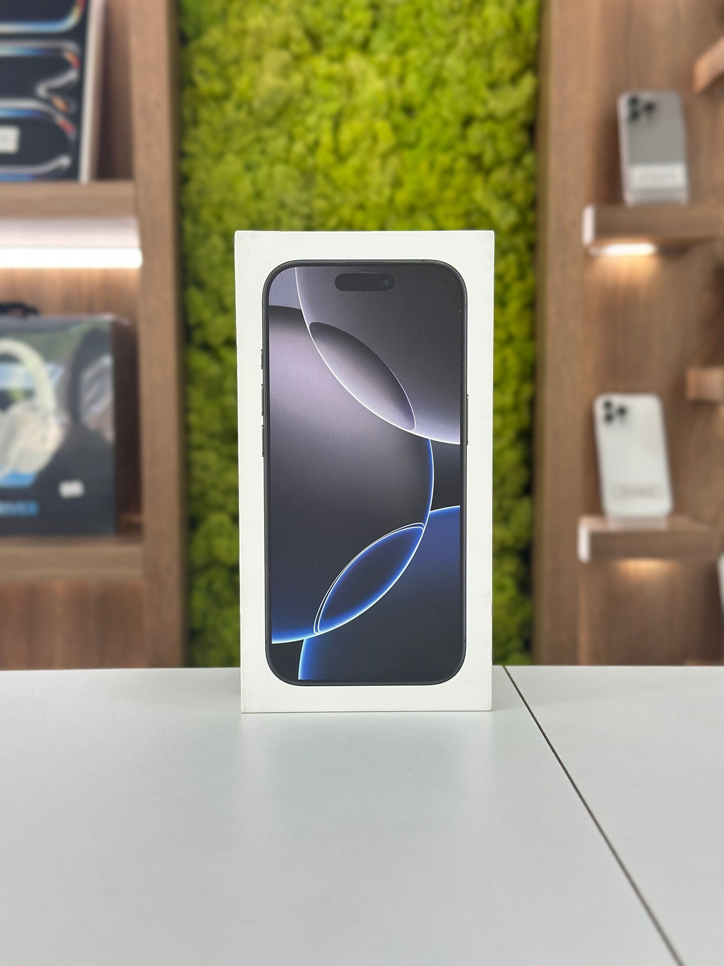 iPhone 16 Pro, 1TB, Baterie 100%, 0 Cicluri, Black Titanium