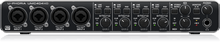 Behringer UMC404HD vedere din față