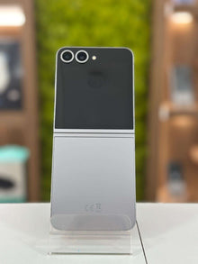 Samsung Galaxy Z Flip6, 12GB RAM, 256GB, 5G, Silver Shadow