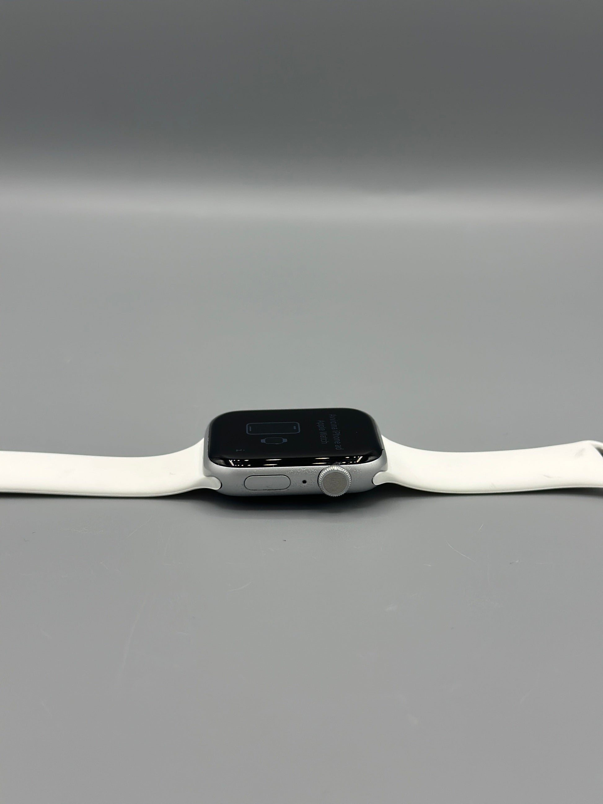 FIXLY l  Apple Smartwatch Apple Watch Seria 6 / 44MM / GPS / Baterie 88%