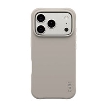 Husa Magsafe PanzerGlass pentru iPhone 17 Pro, Vanilla