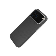 Husa pentru iPhone 17 Pro Max, Clip-On MagSafe Compatible, made from Aramid Fiber, Kevlar, Black