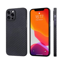 Husa Kevlar, Aramida, Compatibila cu iPhone 13 Pro, Aspect Carbon, Ultra solida, Negru